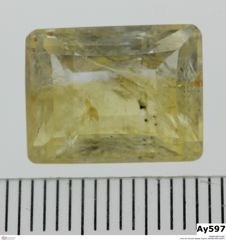 Foto von Korund (Gelber Saphir) (NHMW-MIN-Ay597)